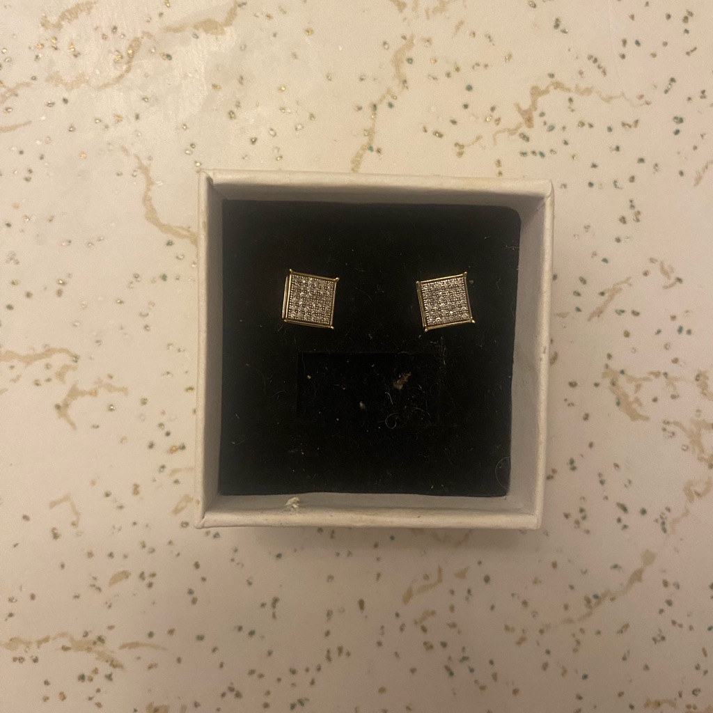 Other Stories Gold Square Pav Stud Earrings 250$